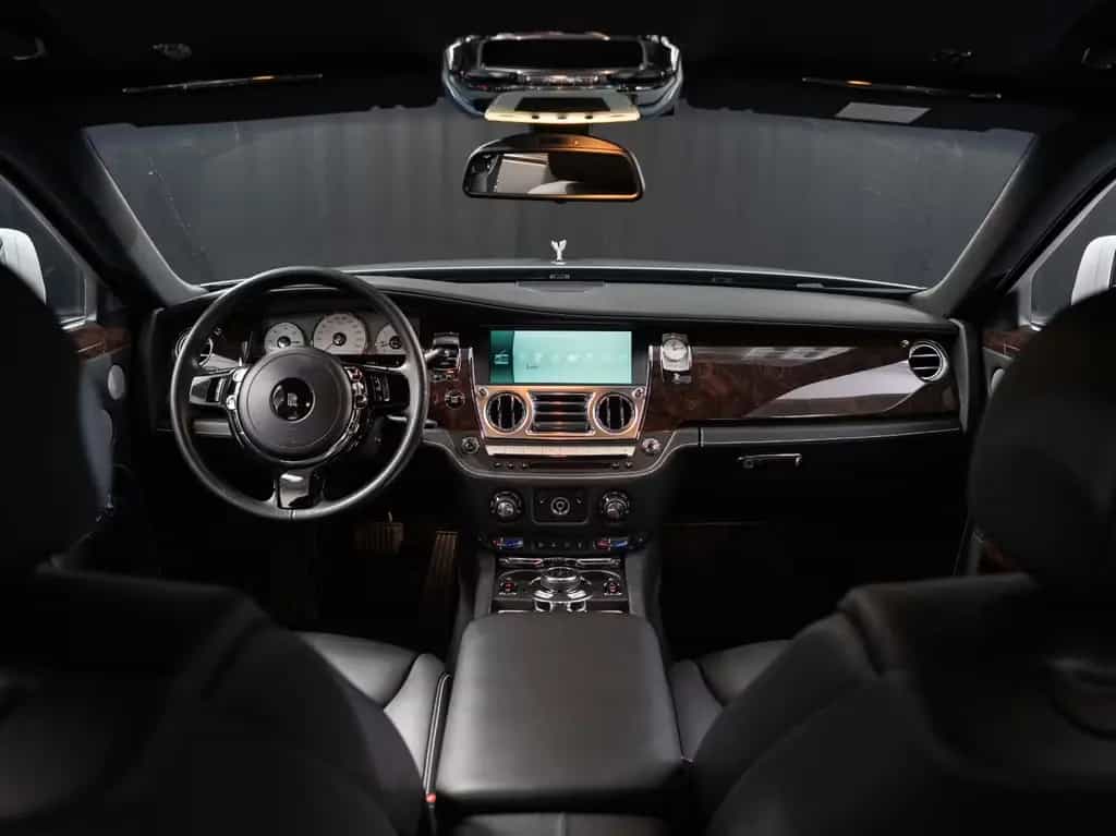 Rolls-Royce Ghost Series II 07/2015-photo-9