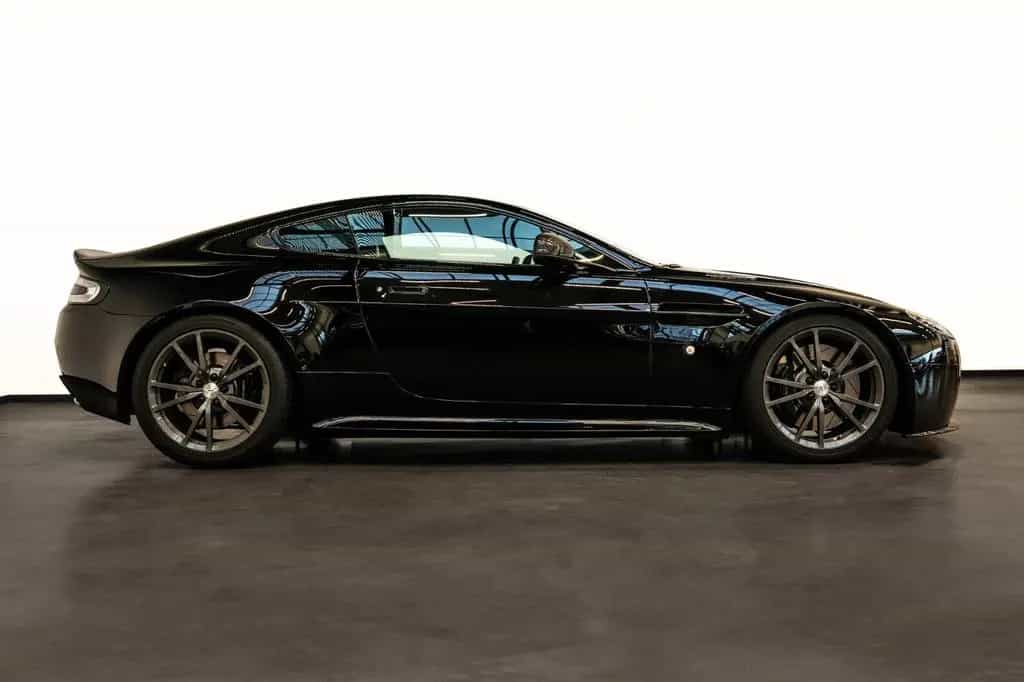 Aston Martin Vantage N430 - 399€ mtl 11/2015-photo-4