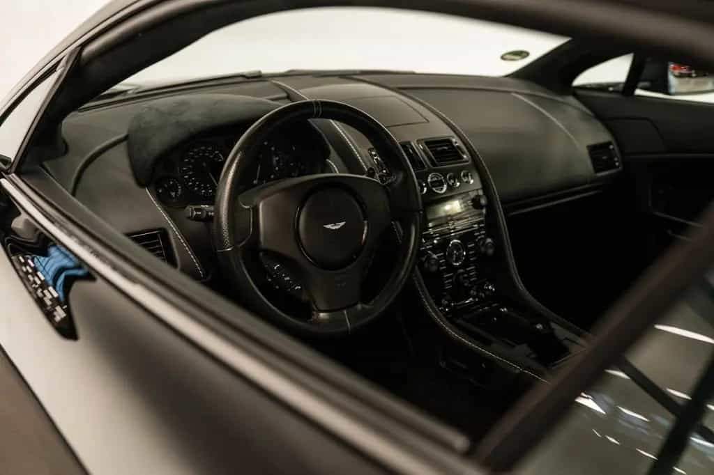 Aston Martin Vantage N430 - 399€ mtl 11/2015-photo-7