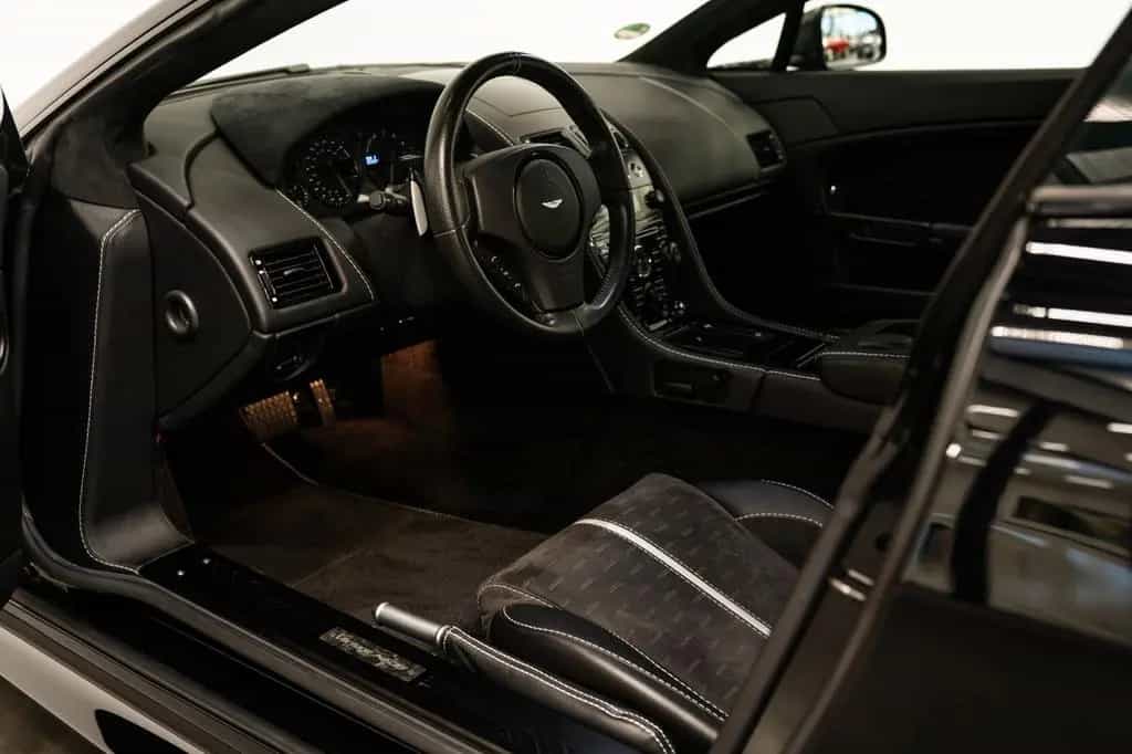 Aston Martin Vantage N430 - 399€ mtl 11/2015-photo-8