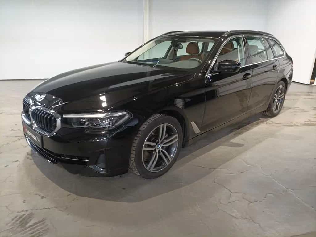 BMW 520 5er - 520 d AHK|Navi|LED|Sportsitz 01/2023-photo-2