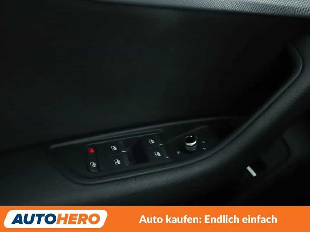 Audi A4 2.0 TDI Sport Aut.*S-LINE*NAV*LED*ACC*PDC*SHZ 04/2016-photo-25
