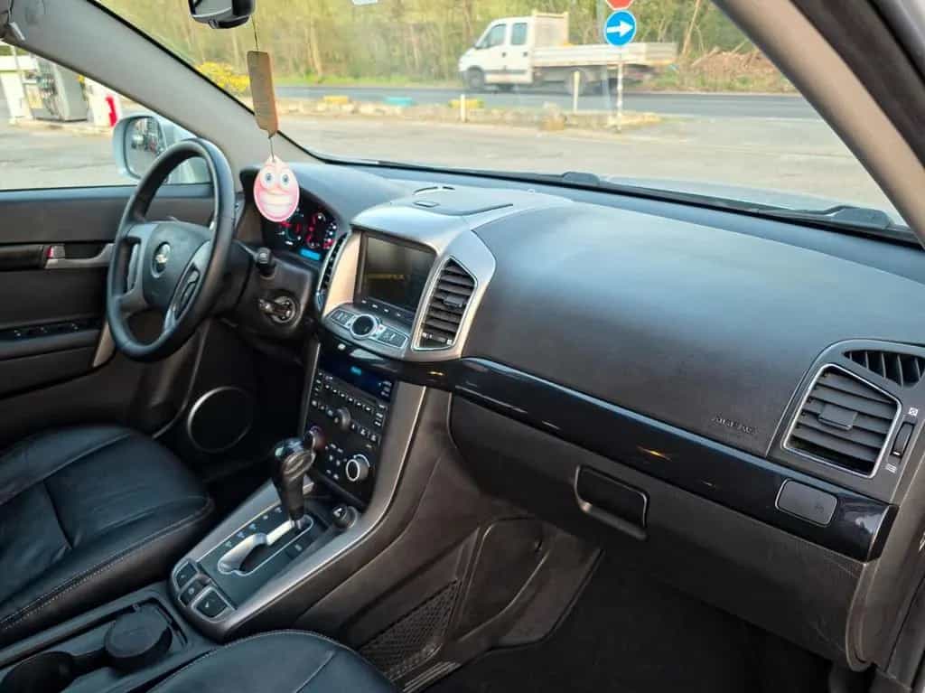 Chevrolet Captiva 2.2 VCDi 184CV aut. 4WD LTZ 7P 08/2011-photo-11