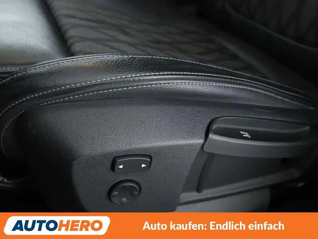 BMW X1 07/2017-photo-27