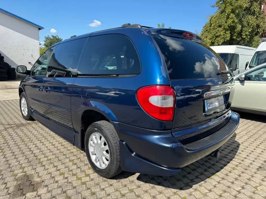 Chrysler Voyager 3.8 V6 Rollstuhlrampe Automatik Klima 02/2003-photo-3
