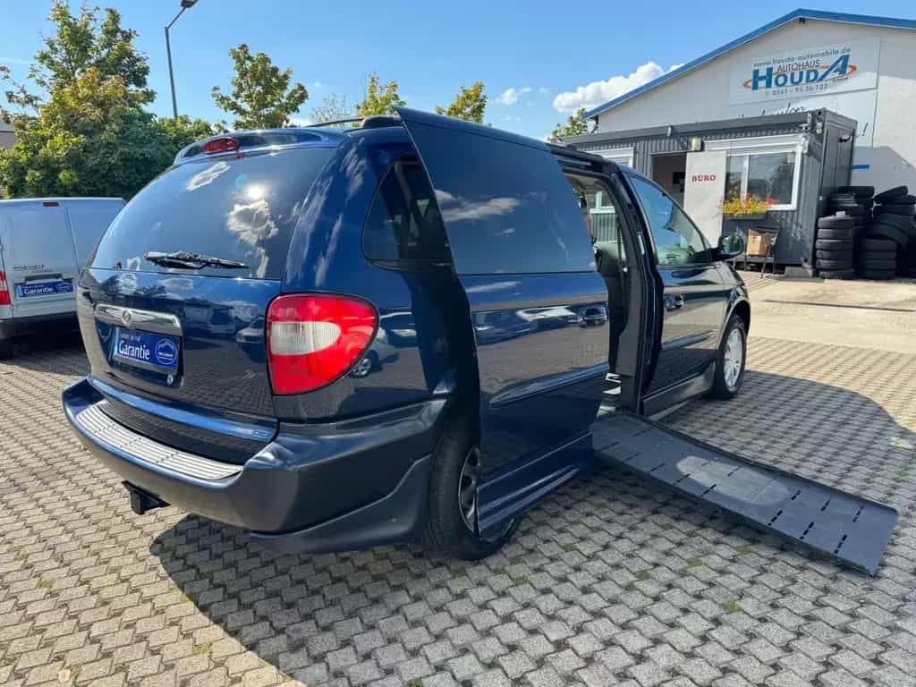Chrysler Voyager 3.8 V6 Rollstuhlrampe Automatik Klima 02/2003-photo-5
