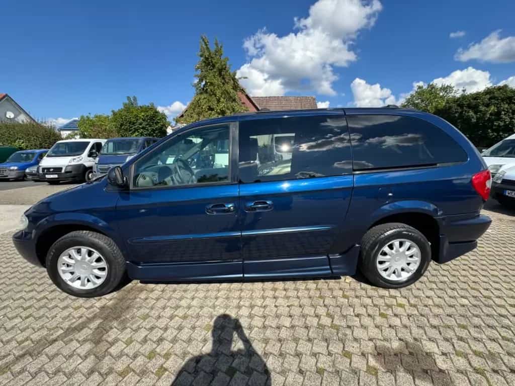 Chrysler Voyager 3.8 V6 Rollstuhlrampe Automatik Klima 02/2003-photo-6