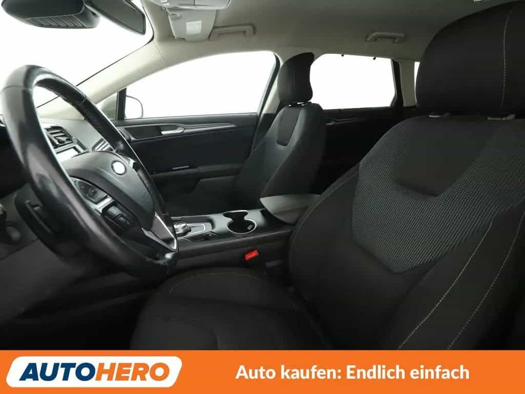 Ford Mondeo 2.0 TDCi EcoBlue AWD Titanium Aut.*NAV* 06/2019-photo-9