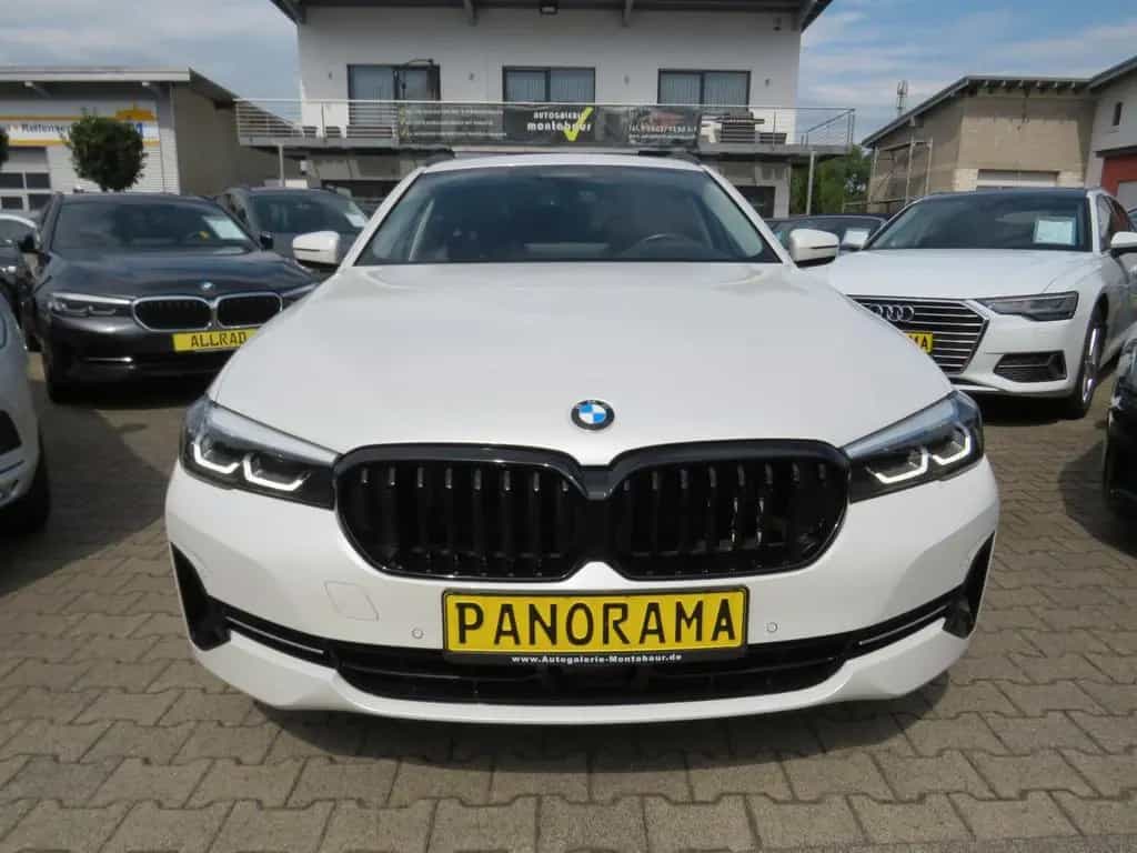 BMW 5 Series 520d touring Sport Line *1.HAND*LEDER*HUD*KAMERA 08/2020-photo-1