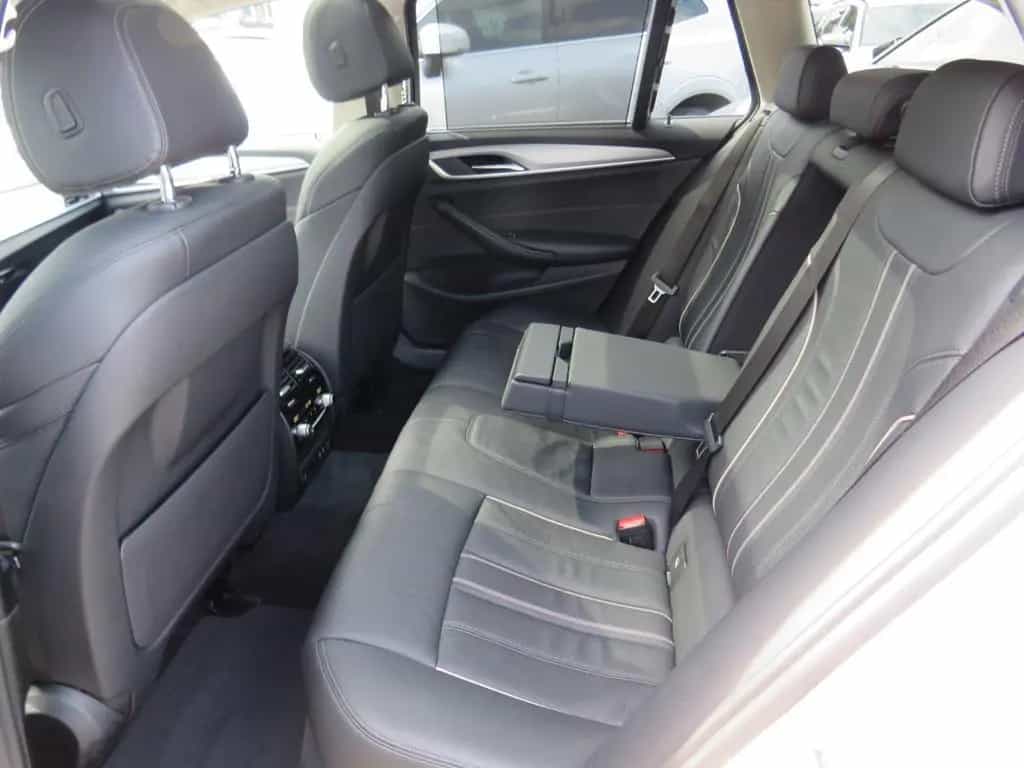 BMW 5 Series 520d touring Sport Line *1.HAND*LEDER*HUD*KAMERA 08/2020-photo-17