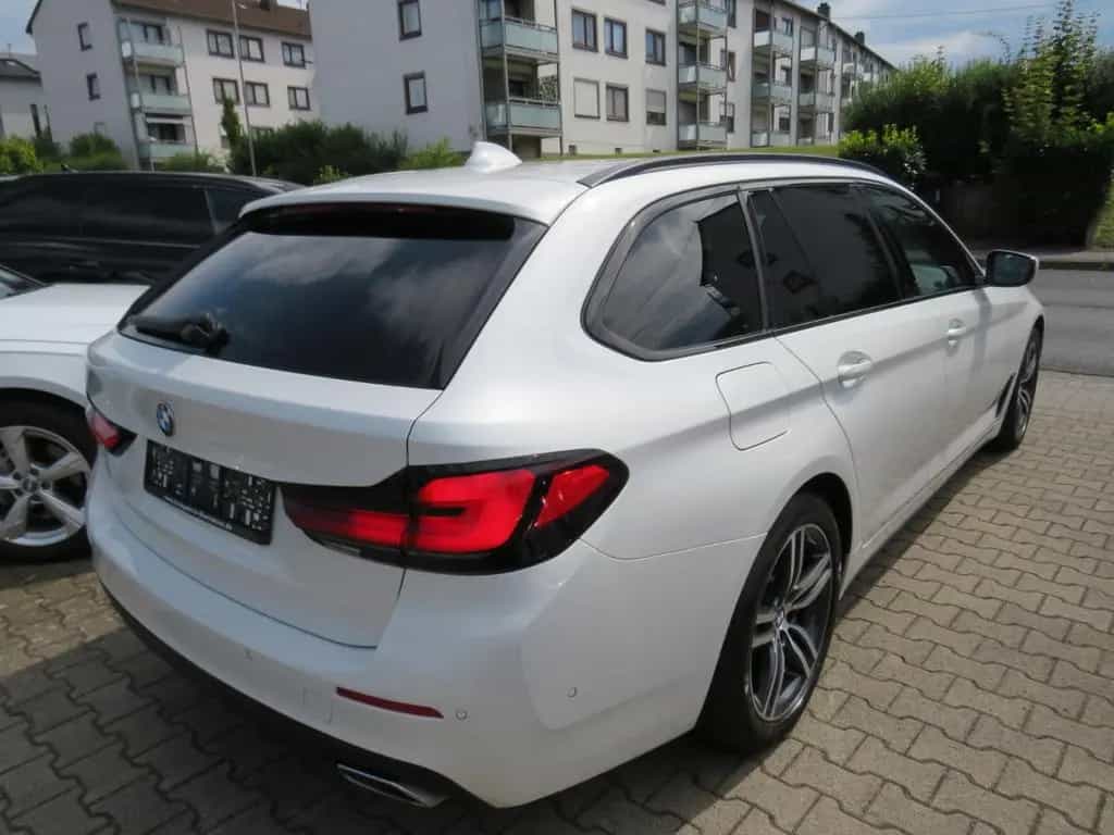 BMW 5 Series 520d touring Sport Line *1.HAND*LEDER*HUD*KAMERA 08/2020-photo-5