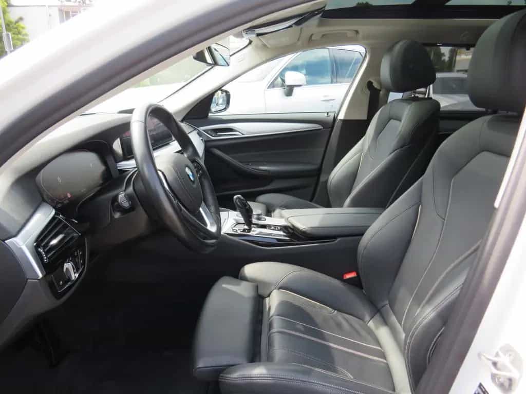 BMW 5 Series 520d touring Sport Line *1.HAND*LEDER*HUD*KAMERA 08/2020-photo-7