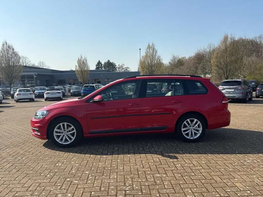Volkswagen Golf VII Comfortline 1.0 TSI BMT+AHK+ACC+GJR+ 05/2017-photo-1