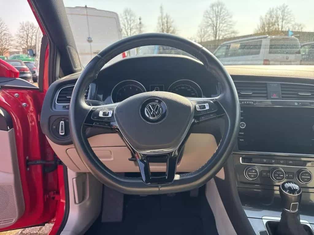 Volkswagen Golf VII Comfortline 1.0 TSI BMT+AHK+ACC+GJR+ 05/2017-photo-9