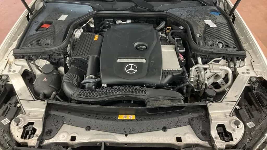 Mercedes-Benz E-Class 200 T 9-G Tronic Exclusive Comand ILS Burmest 12/2018-photo-10