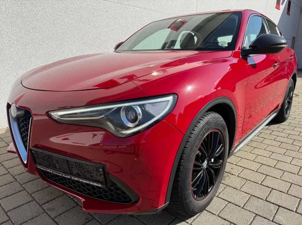 Alfa Romeo Stelvio Super Aut.Leder,Xenon,Temp,Navi,Ahk,Eur6 06/2018-photo-0