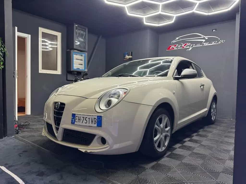 Alfa Romeo MiTo 1.4 105 CV M.air S&S Distinctive 11/2011-photo-2