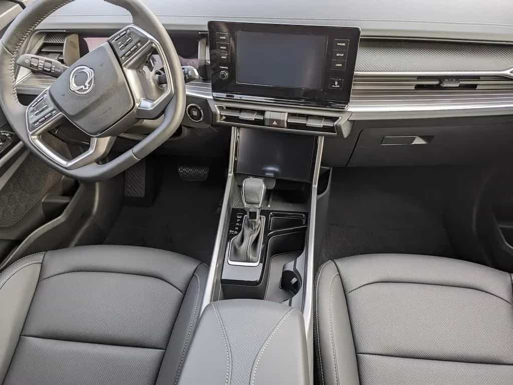 Ssangyong Torres Quartz 1.5 T-GDi Autom. 2WD 01/2025-photo-5