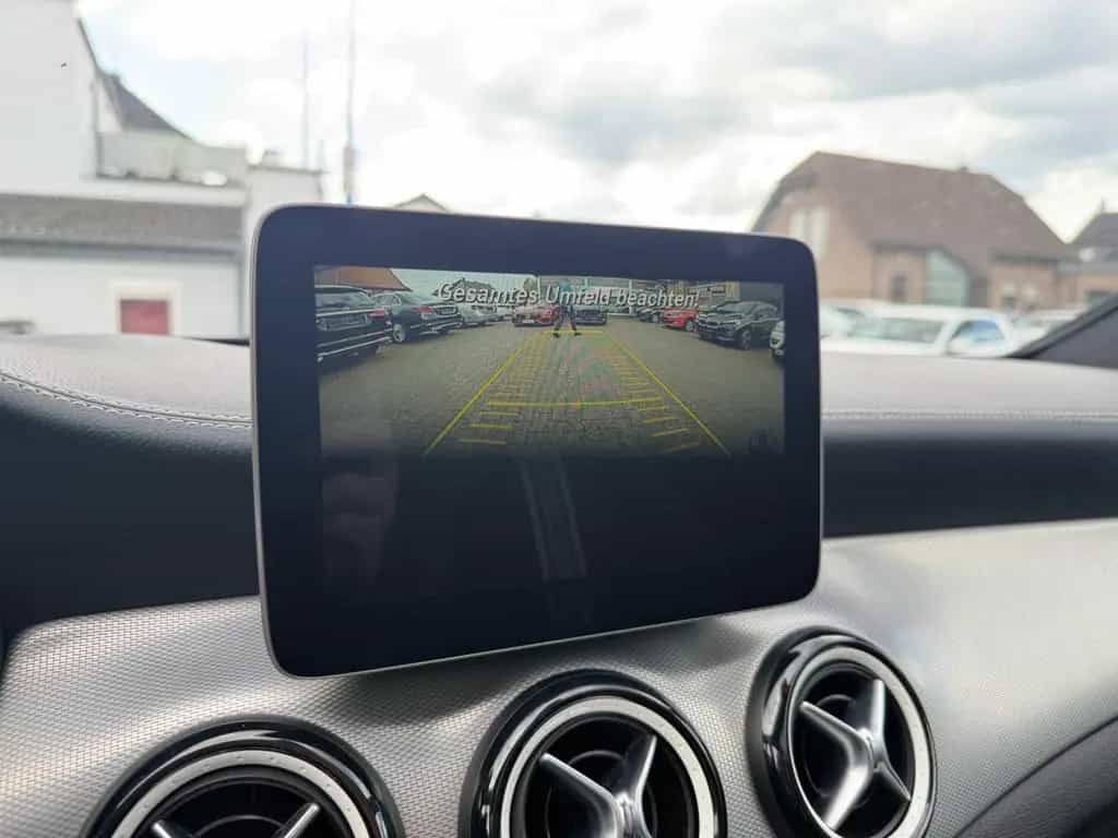 Mercedes-Benz CLA Shooting Brake CLA 200 SB PEAK  AMG 7-G LED PANO LEDER KAMERA 05/2017-photo-18