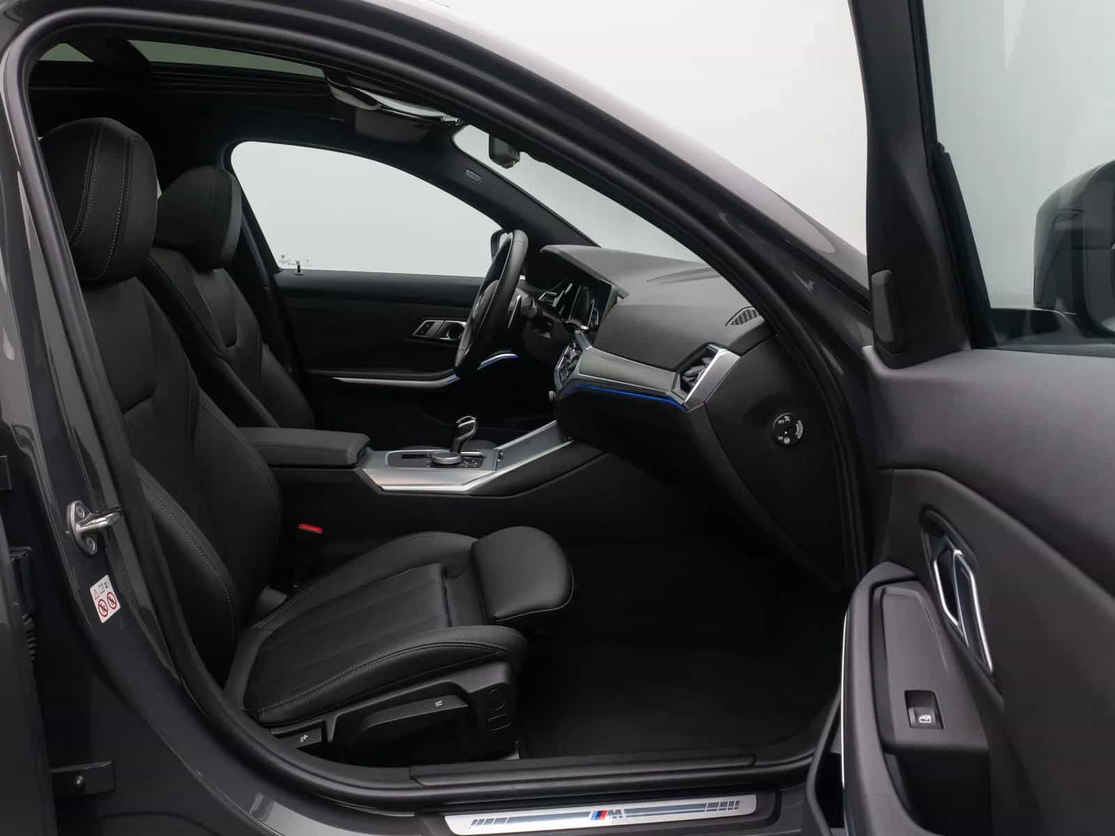 BMW 3 Series 520d xD M Sport Kamera DAB HiFi Lenkrhzg Komfort 07/2022-photo-24