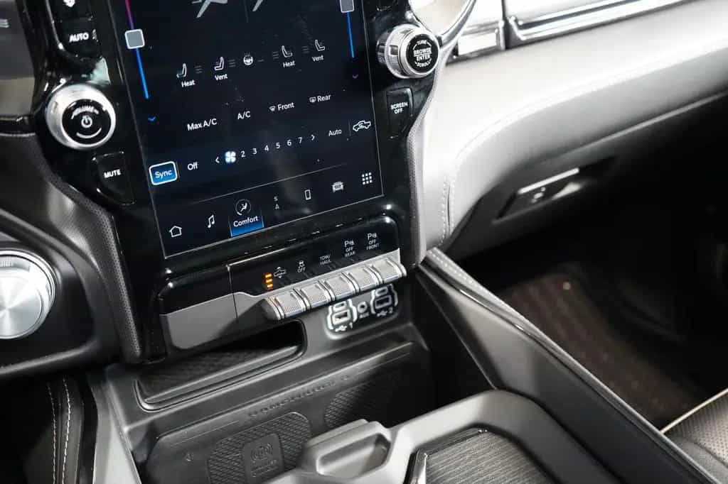 Dodge RAM NET 07/2024-photo-26