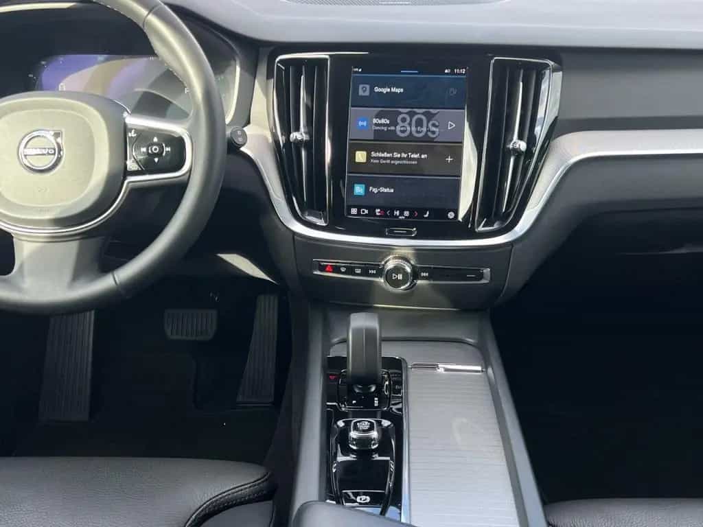 Volvo V60 Cross Country V60 B4 Cross Country AWD Plus/FSH/Keyless/LHZ 10/2023-photo-10