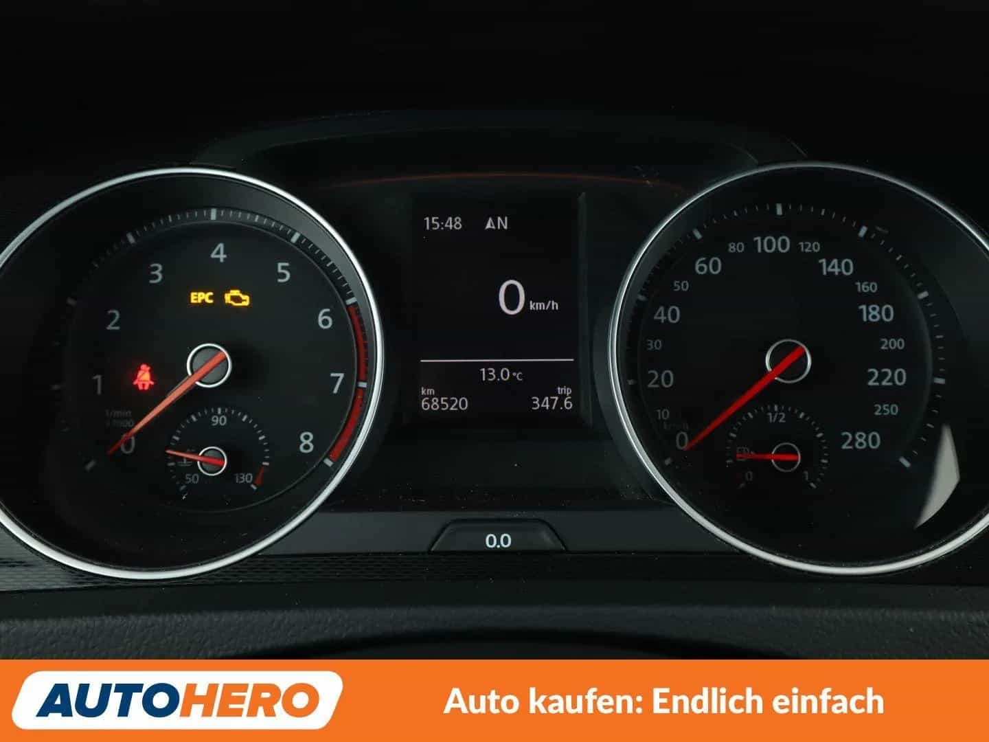 Volkswagen Golf 06/2015-photo-19