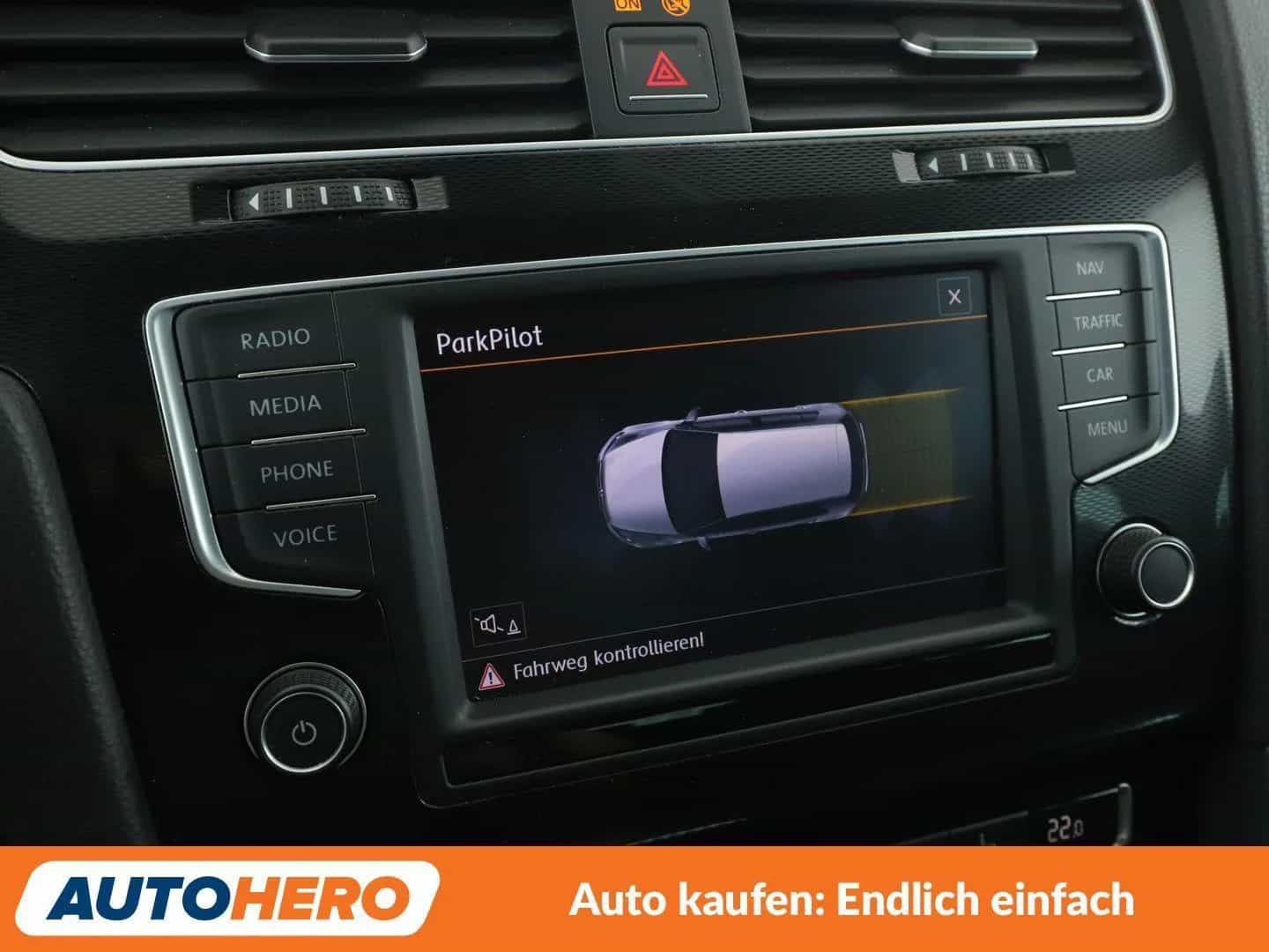 Volkswagen Golf 06/2015-photo-21