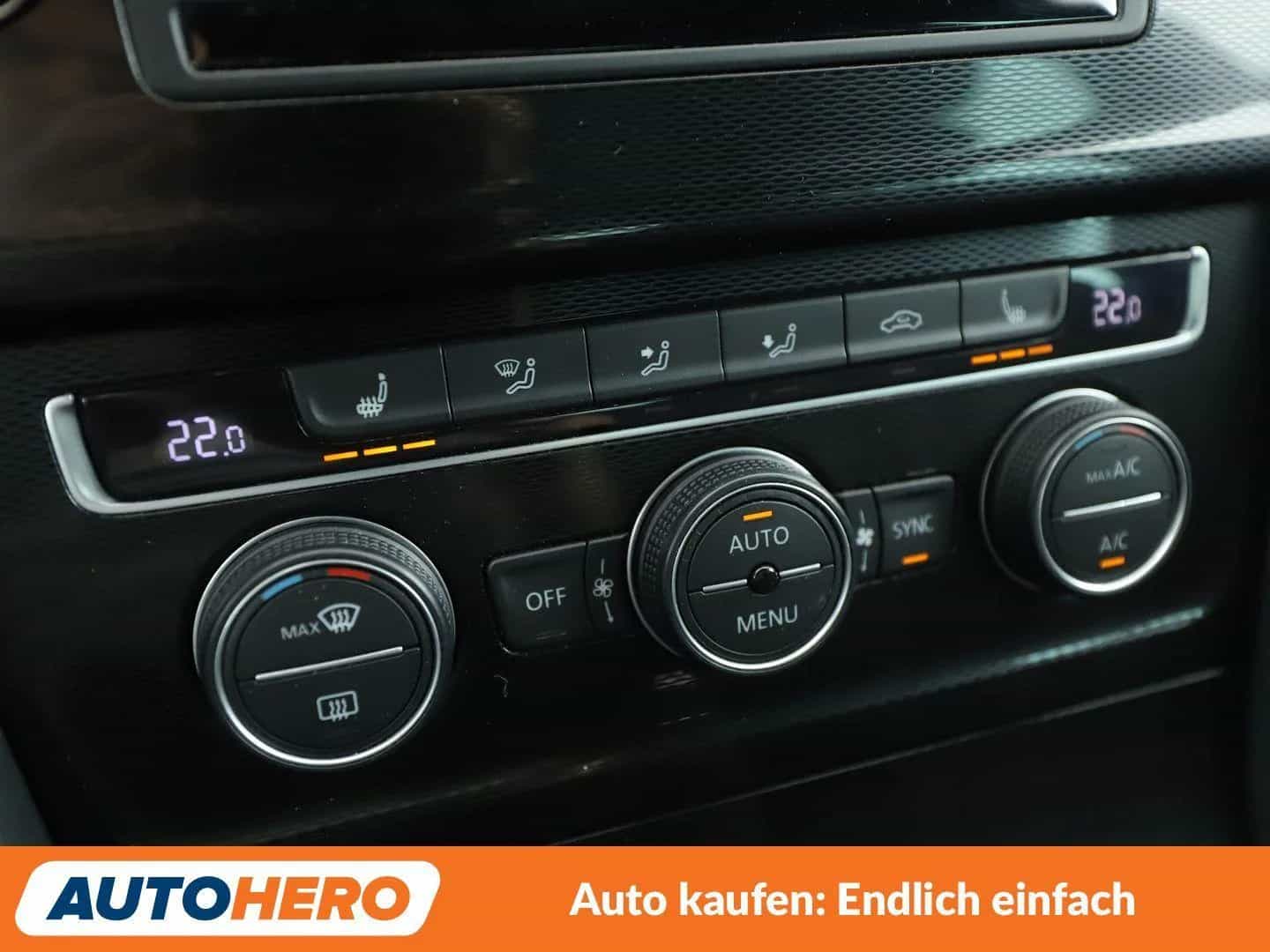 Volkswagen Golf 06/2015-photo-22