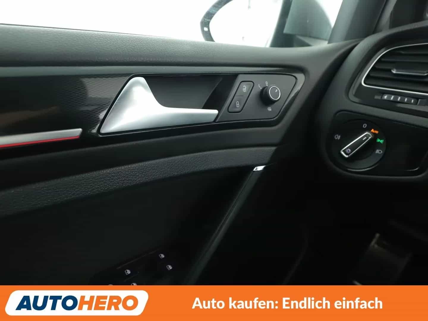 Volkswagen Golf 06/2015-photo-24