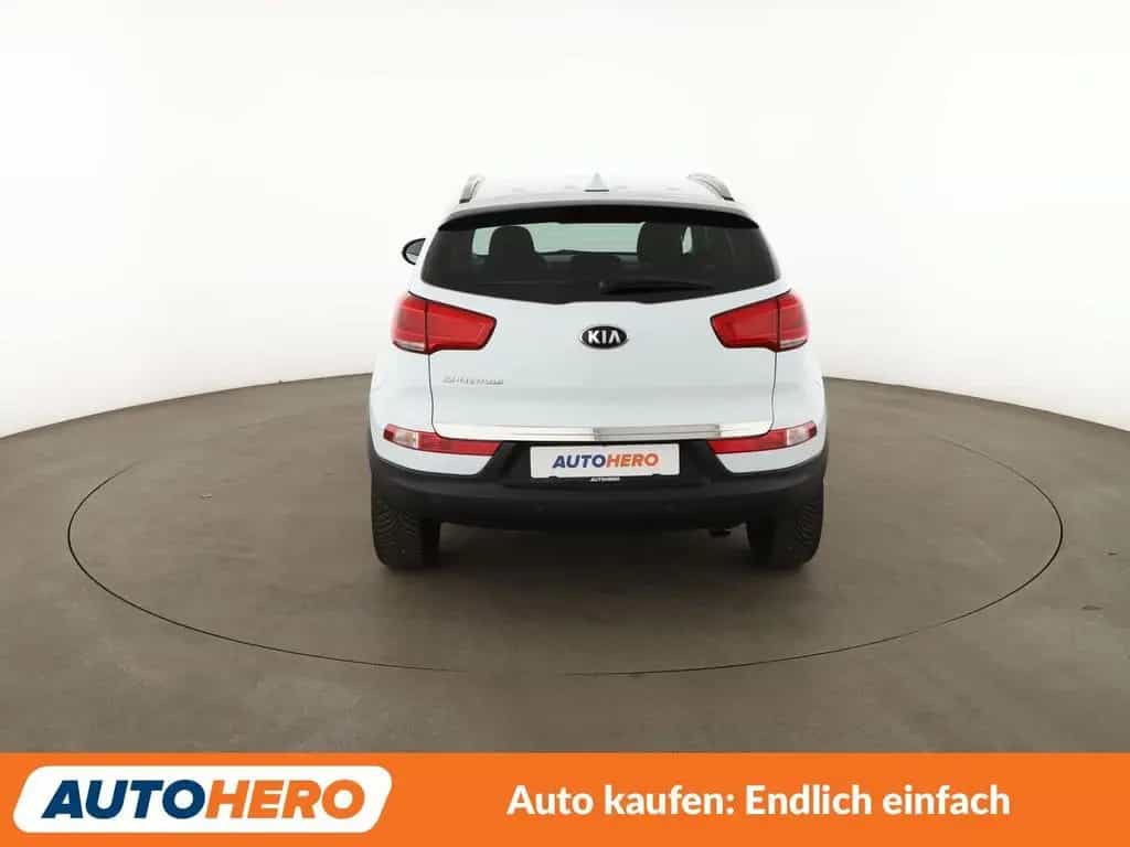 Kia Sportage 2.0 GDI Spirit 2WD *NAVI*CAM*SHZ*TEMPO* 02/2015-photo-4