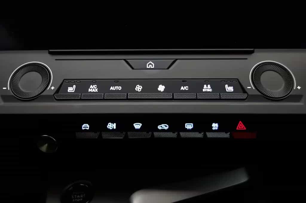 Peugeot 308 SW Hybrid 136 Active Pack *Inspektion neu* 12/2024-photo-20