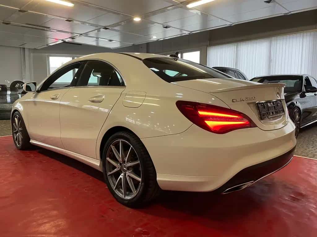 Mercedes-Benz CLA-Class 250 4Matic *Sport + Bluetooth + USB 07/2018-photo-4