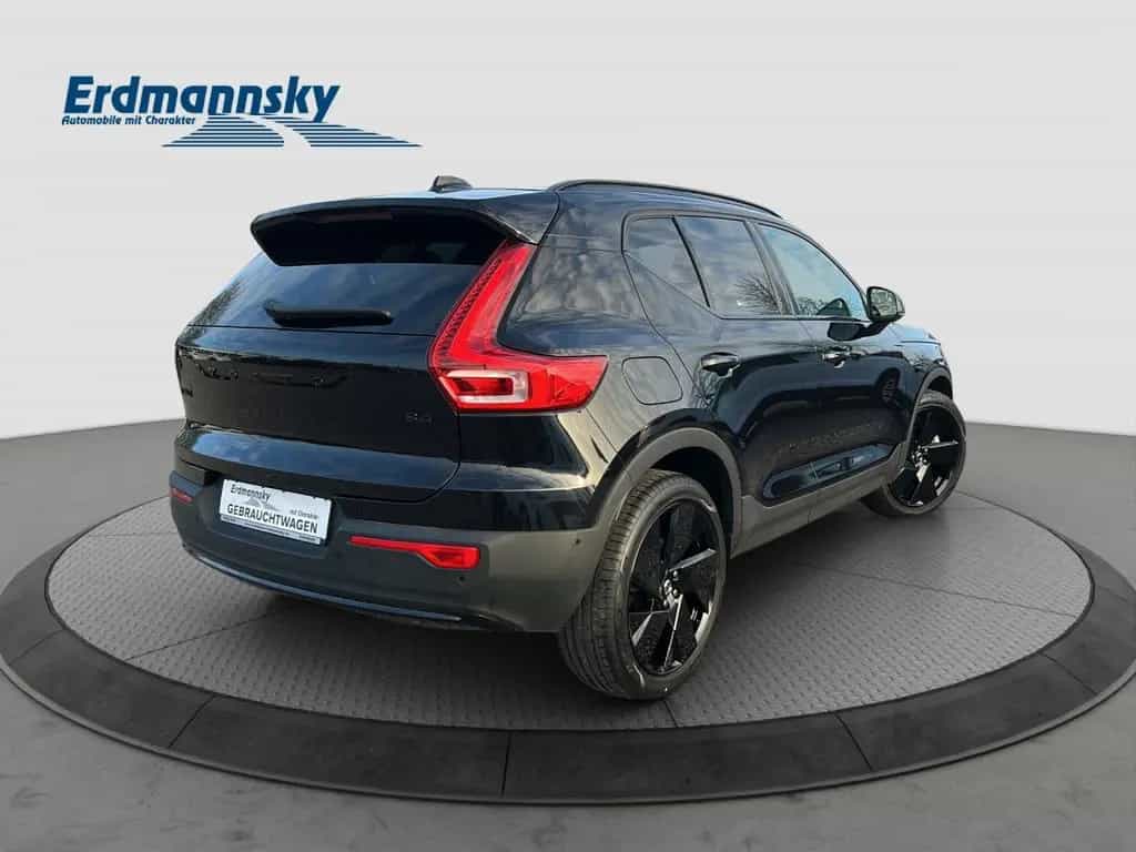 Volvo XC40 B4 Plus Black Edition/Pano/360/el.Sitze/20Z 03/2025-photo-3