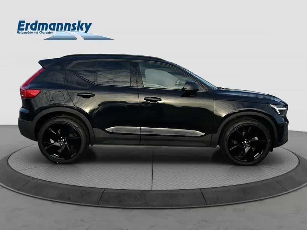 Volvo XC40 B4 Plus Black Edition/Pano/360/el.Sitze/20Z 03/2025-photo-5