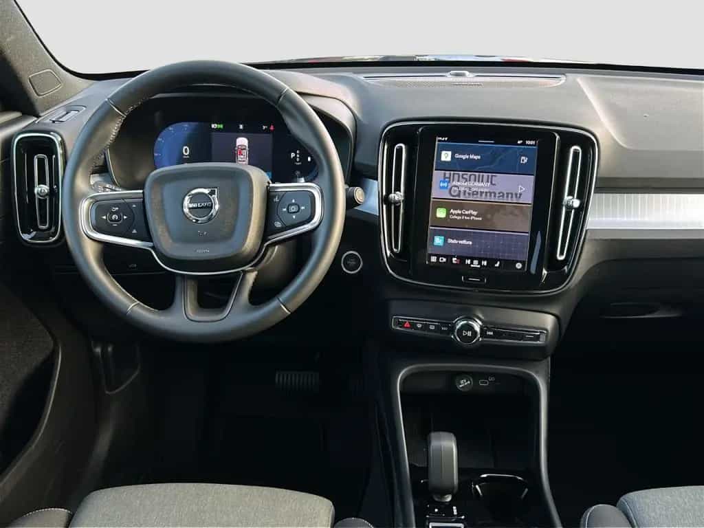 Volvo XC40 B4 Plus Black Edition/Pano/360/el.Sitze/20Z 03/2025-photo-9