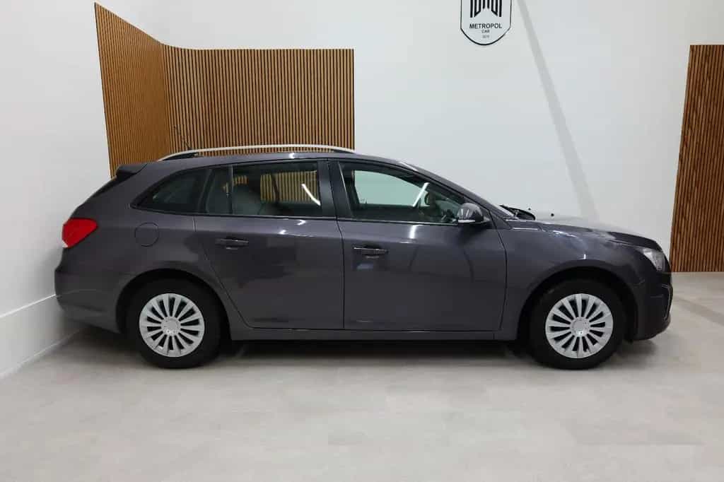 Chevrolet Cruze 1.4 LT KAM/TEMP/ZV/PDC+TÜV 10.26 10/2013-photo-1