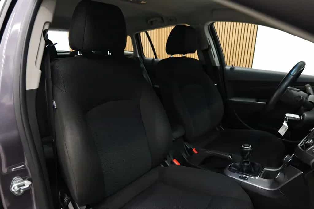 Chevrolet Cruze 1.4 LT KAM/TEMP/ZV/PDC+TÜV 10.26 10/2013-photo-15