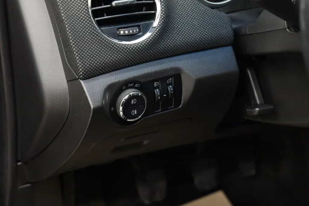 Chevrolet Cruze 1.4 LT KAM/TEMP/ZV/PDC+TÜV 10.26 10/2013-photo-19