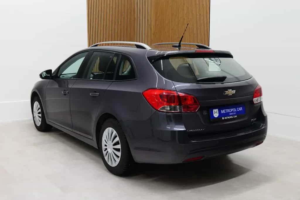 Chevrolet Cruze 1.4 LT KAM/TEMP/ZV/PDC+TÜV 10.26 10/2013-photo-4