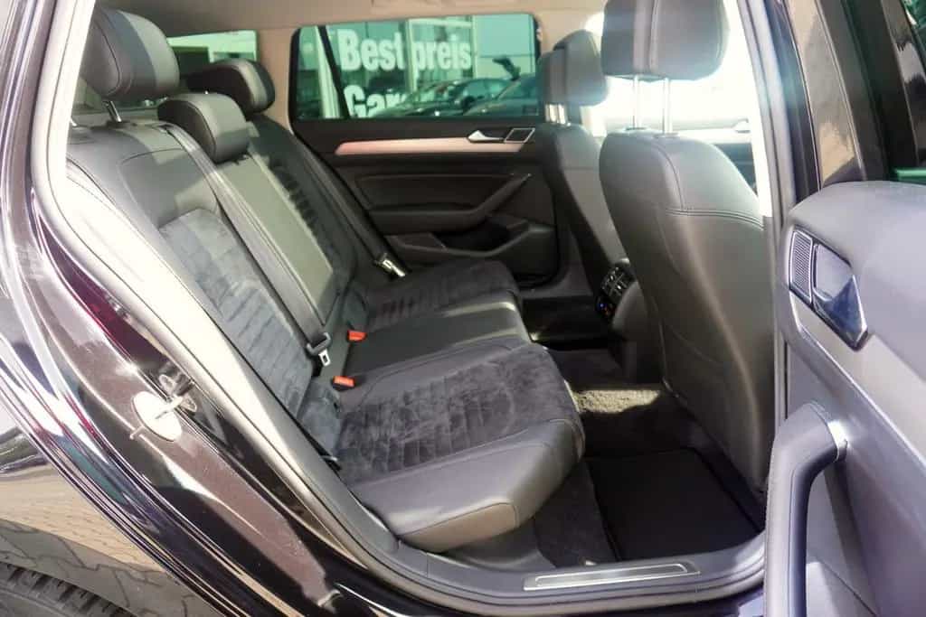 Volkswagen Passat Variant 1.8 TSI DSG Highline LED Navi AHK 08/2017-photo-12