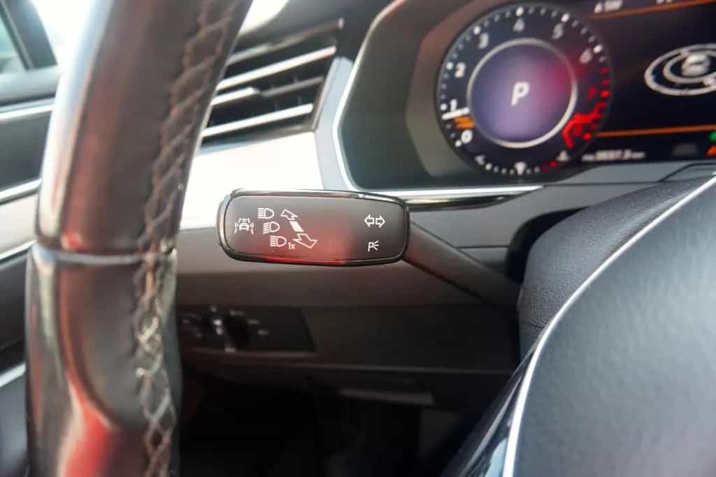 Volkswagen Passat Variant 1.8 TSI DSG Highline LED Navi AHK 08/2017-photo-20