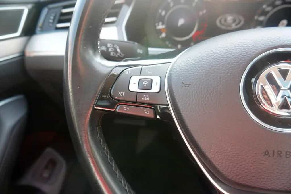 Volkswagen Passat Variant 1.8 TSI DSG Highline LED Navi AHK 08/2017-photo-21