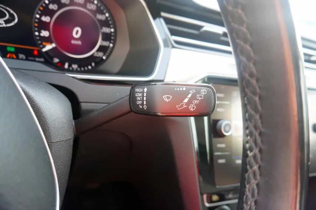 Volkswagen Passat Variant 1.8 TSI DSG Highline LED Navi AHK 08/2017-photo-24