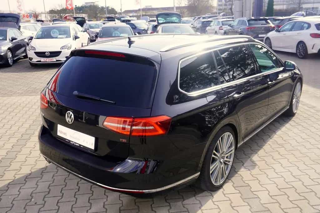Volkswagen Passat Variant 1.8 TSI DSG Highline LED Navi AHK 08/2017-photo-5