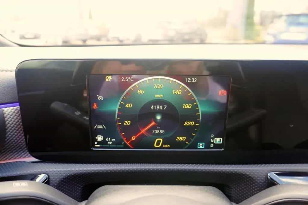 Mercedes-Benz CLA 180 Shooting Brake Progressive Kamera LED 10/2019-photo-16