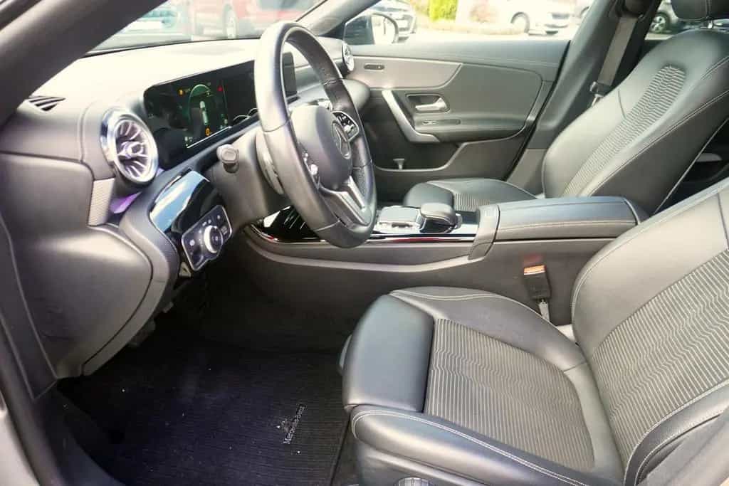 Mercedes-Benz CLA 180 Shooting Brake Progressive Kamera LED 10/2019-photo-28