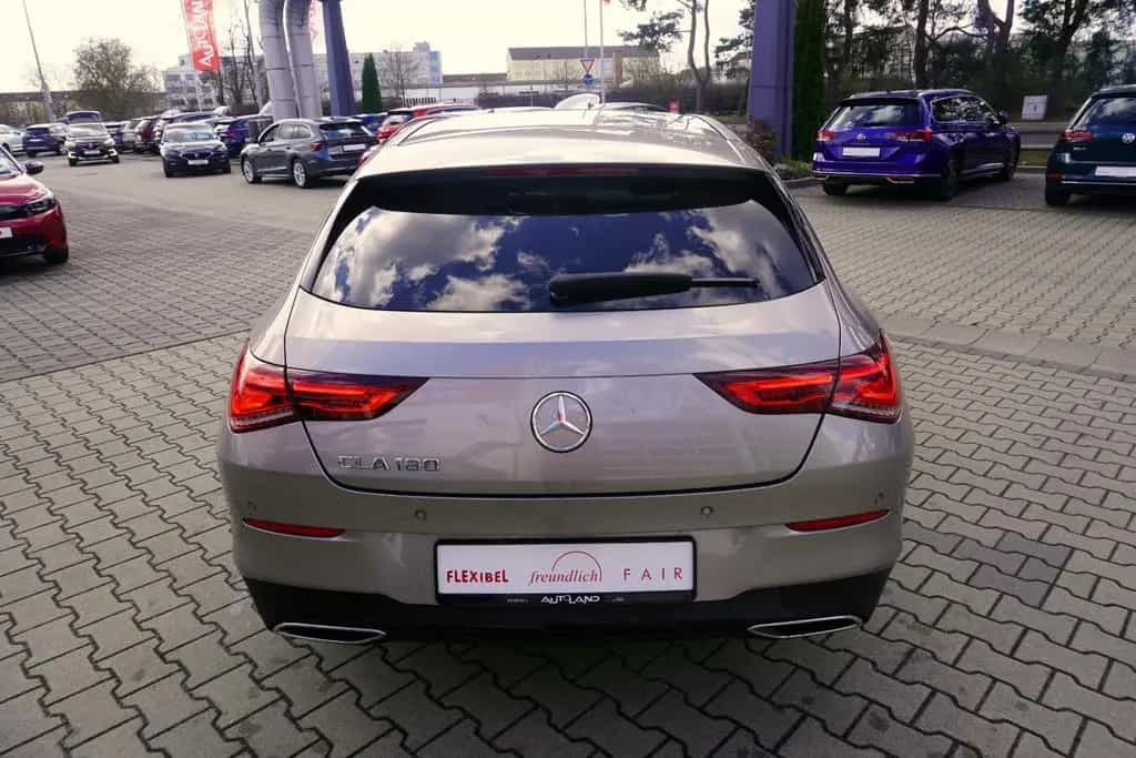 Mercedes-Benz CLA 180 Shooting Brake Progressive Kamera LED 10/2019-photo-6