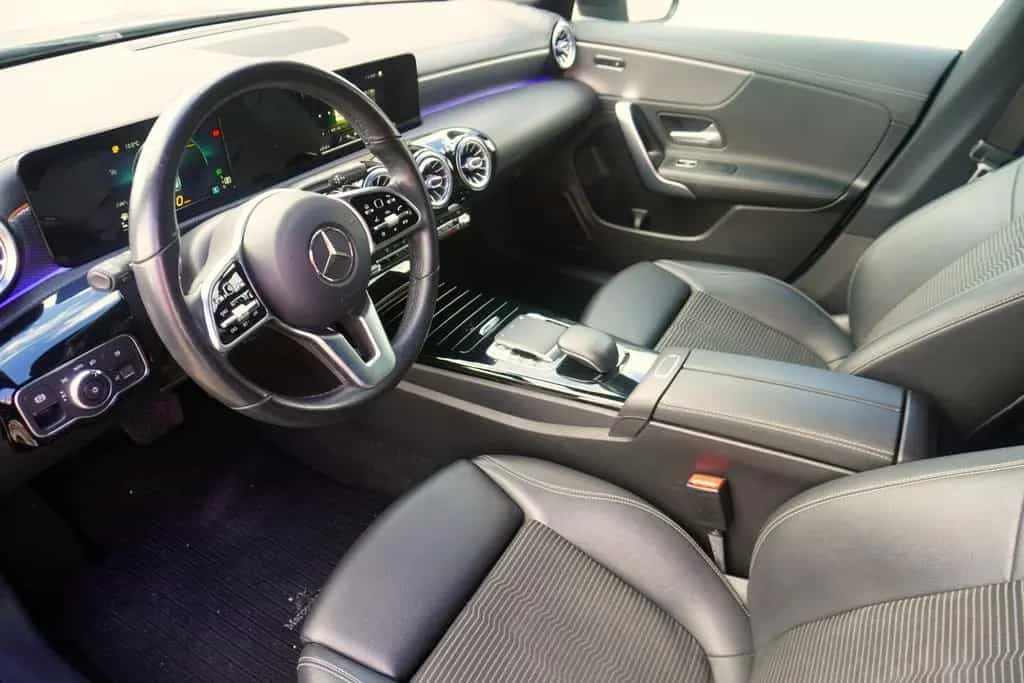 Mercedes-Benz CLA 180 Shooting Brake Progressive Kamera LED 10/2019-photo-9