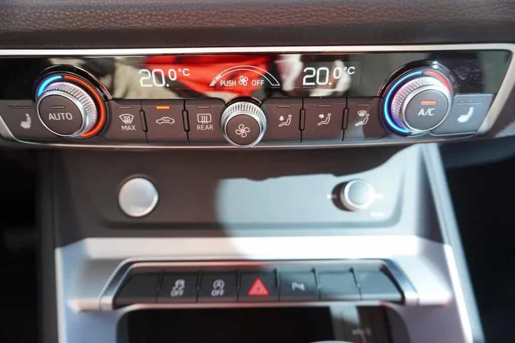 Audi Q3 35 1.5 TFSI S-Tronic Navi Virtual Cockpit AHK 03/2020-photo-28